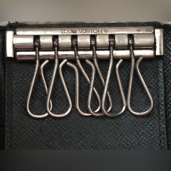 Louis Vuitton Damier Graphite Keyholder Snappy Case - Picture 4 of 6